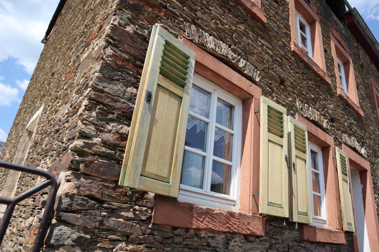 Вилла Winzerhaus Wehlener Sonnenuhr Бернкастель-Кюс Экстерьер фото
